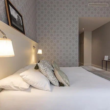 La Maison Blanche - De Charme Chic & Cosy A 350m Du Coeur De De - Acces Autonome 2*